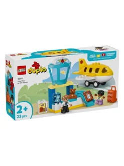Hot lego System A/S, Duplo Town, first time at the airport